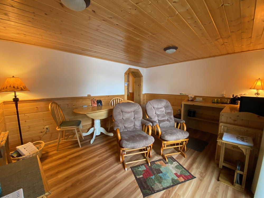 Angels Rest on Resurrection Bay LLC