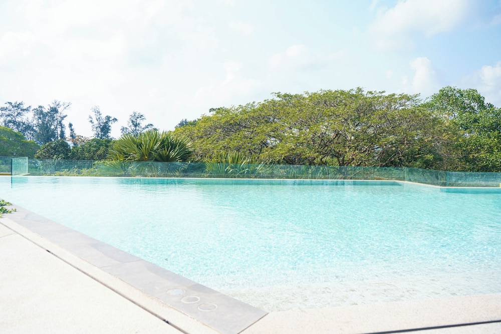 Laguna Beachside residences apartamens