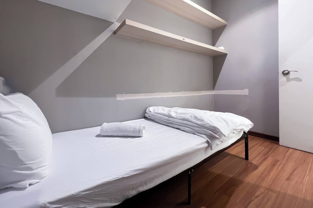 ICity Luxury Condo by Smarthome