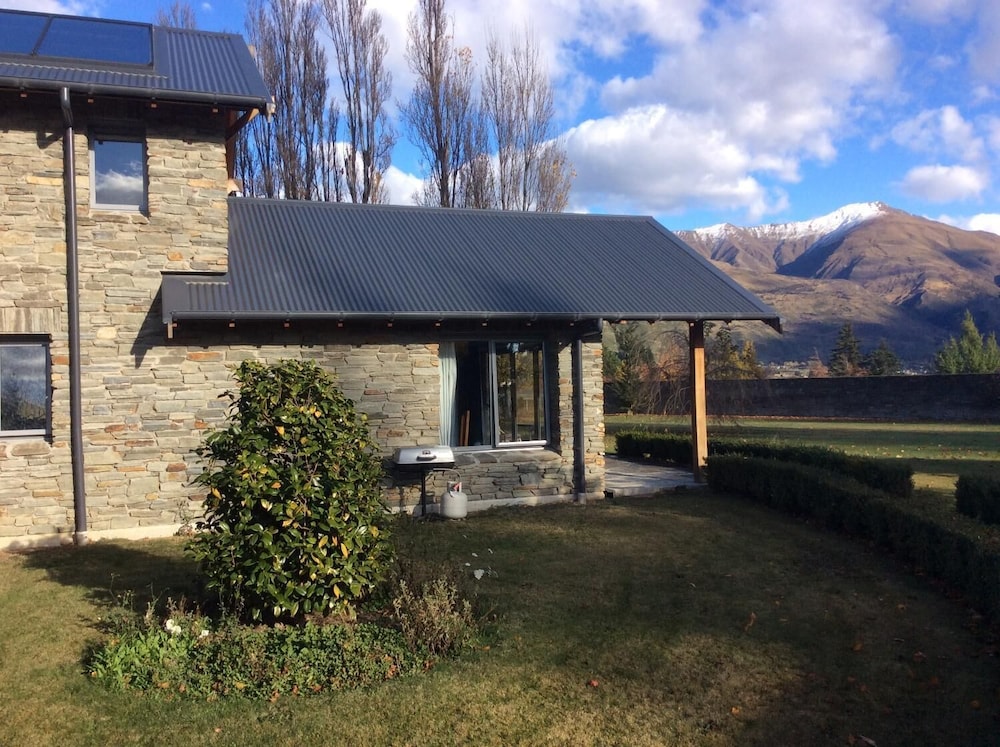 Golf Course Road Chalets — photo 34