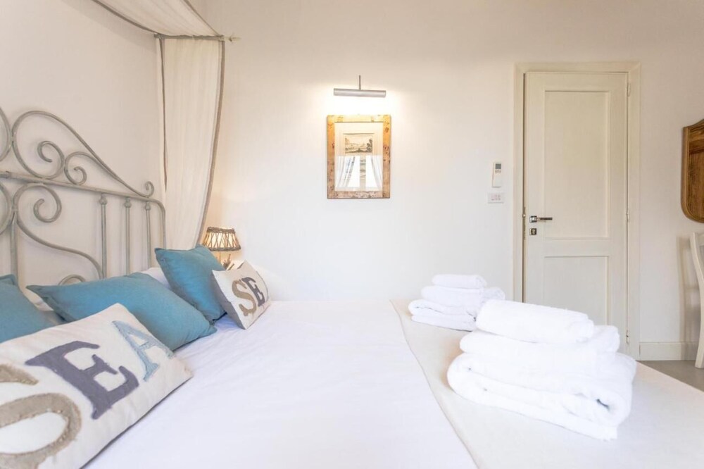 Bòmera Rooms