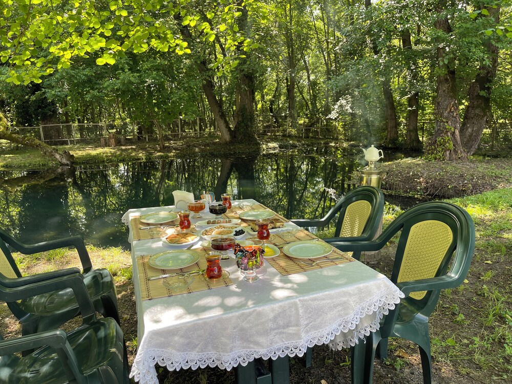 Chukhur Gabala Museum Hotel