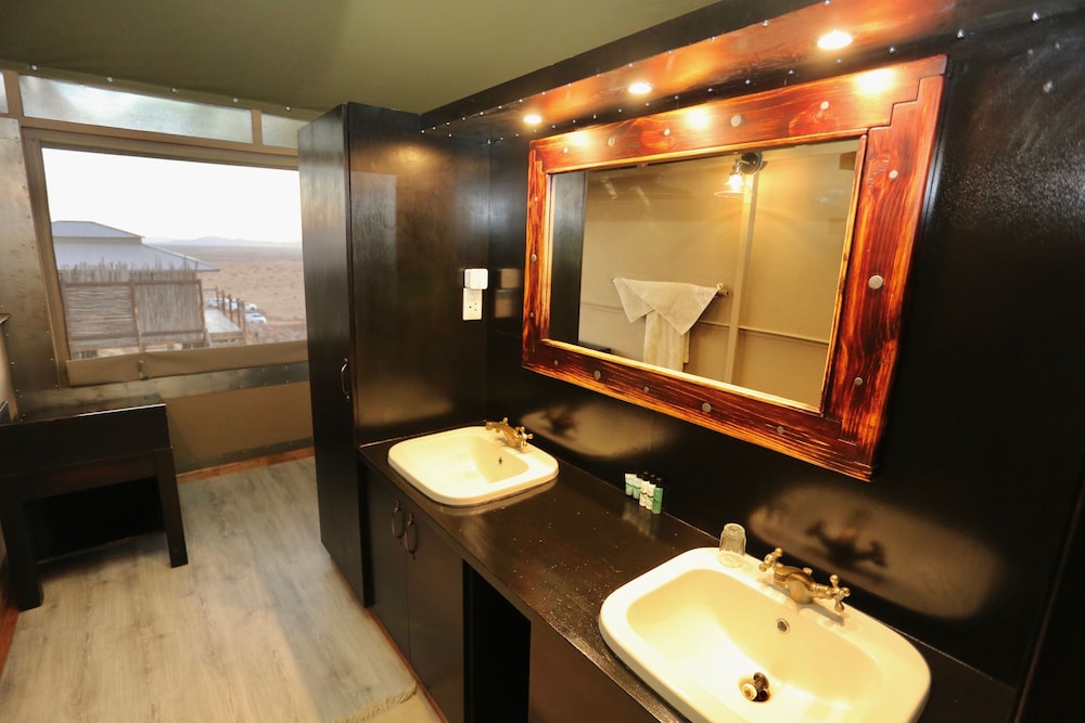 Moon Mountain Lodge