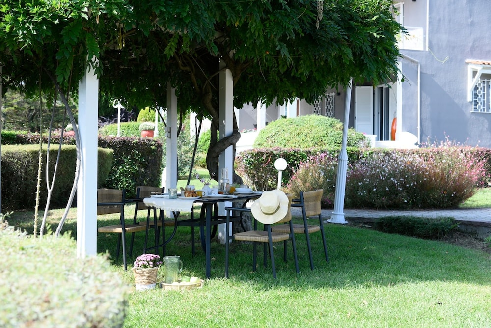 Escape Villa in Melissochori