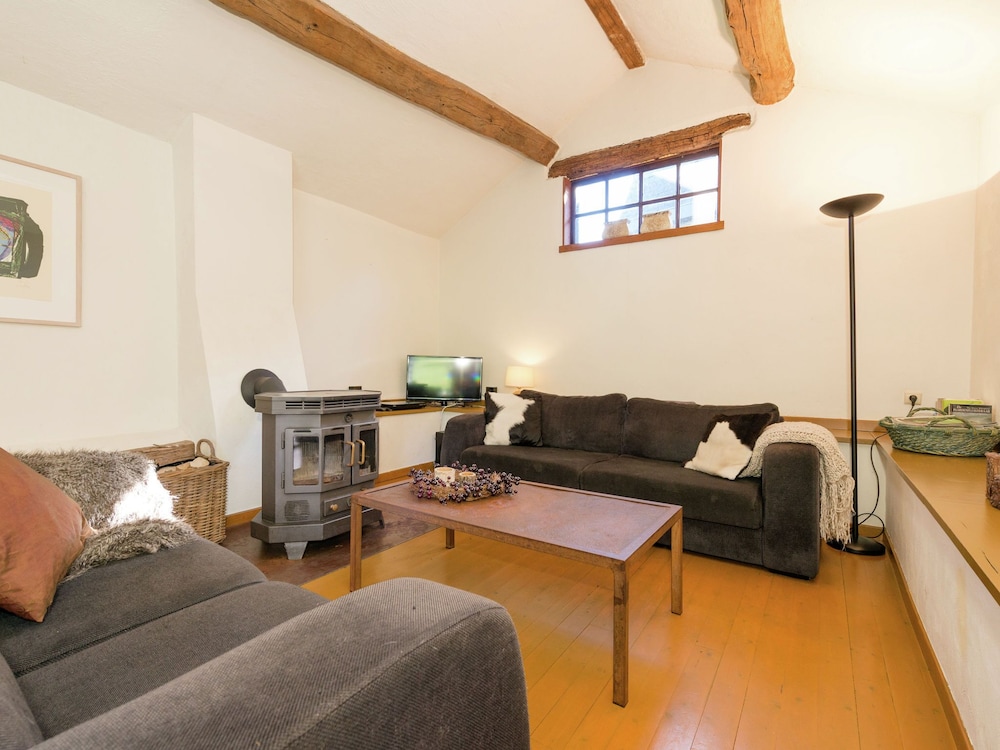 Tastefully Furnished Holiday Residence Located in the Heart of the Ardennes view 4