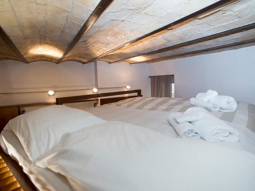 Trevi Fountain - Lovely Loft Apartment