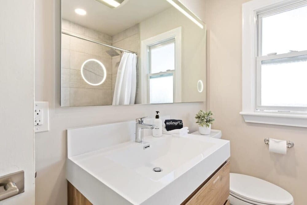 @ Marbella Lane - Modern Refreshing Home