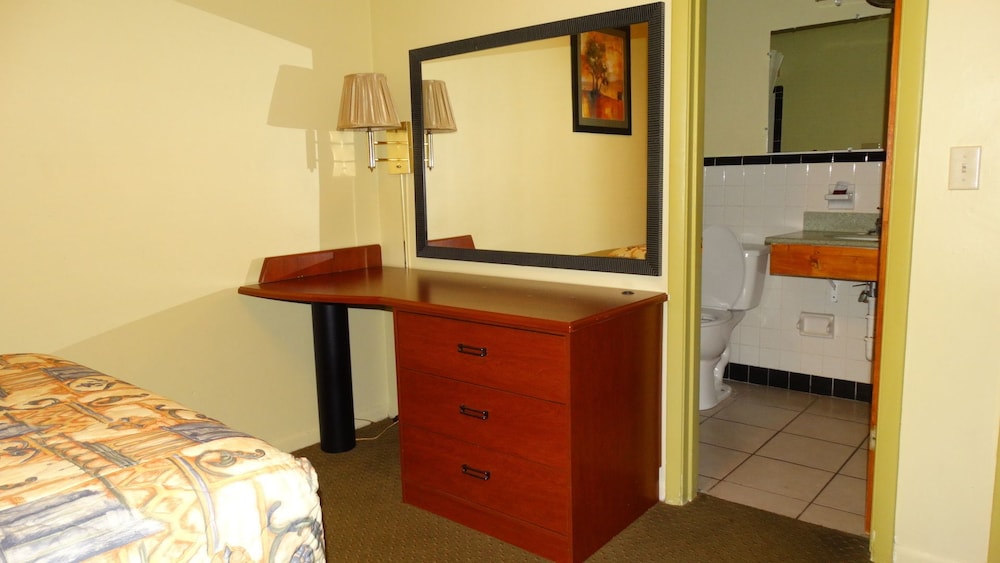 Budget Inn