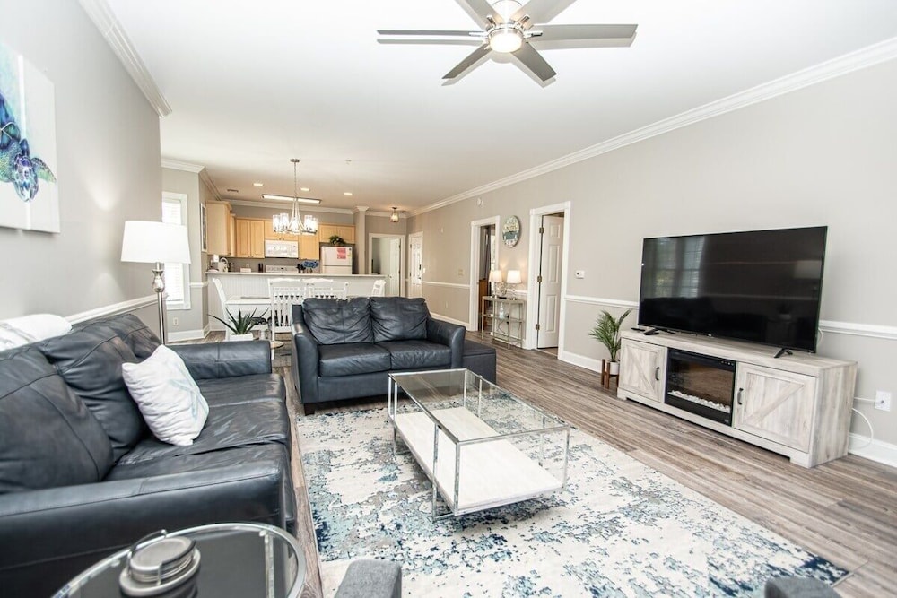 Magnolia Pointe Luster Leaf 4891-205 3 Bedroom Condo