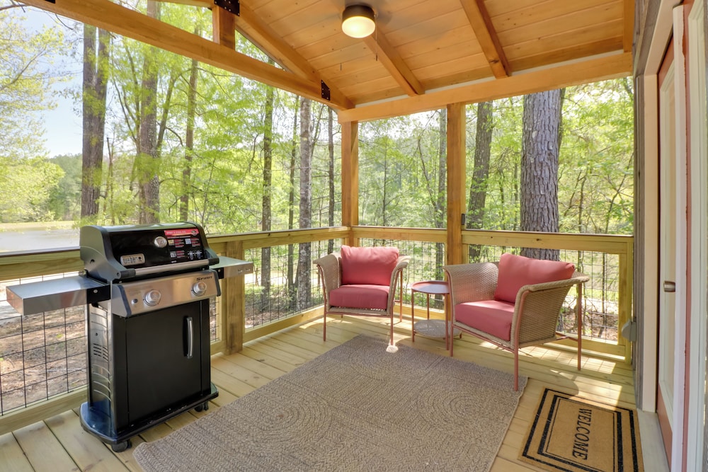 Fish & Hike: Cabin Hideaway w/ Deck in Alabama