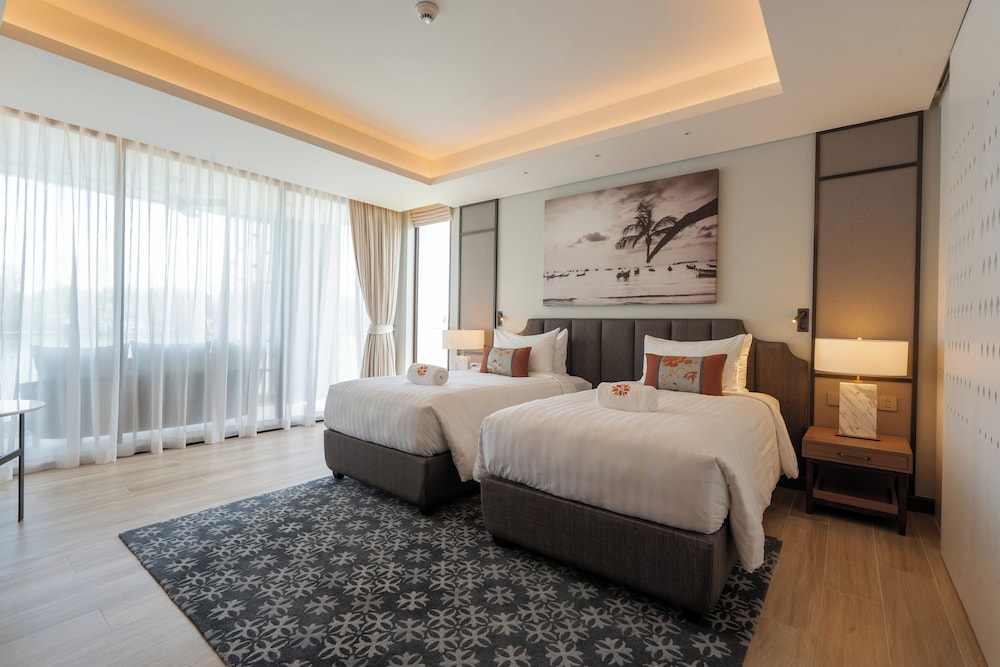 ANGSANA Oceanview in Laguna area
