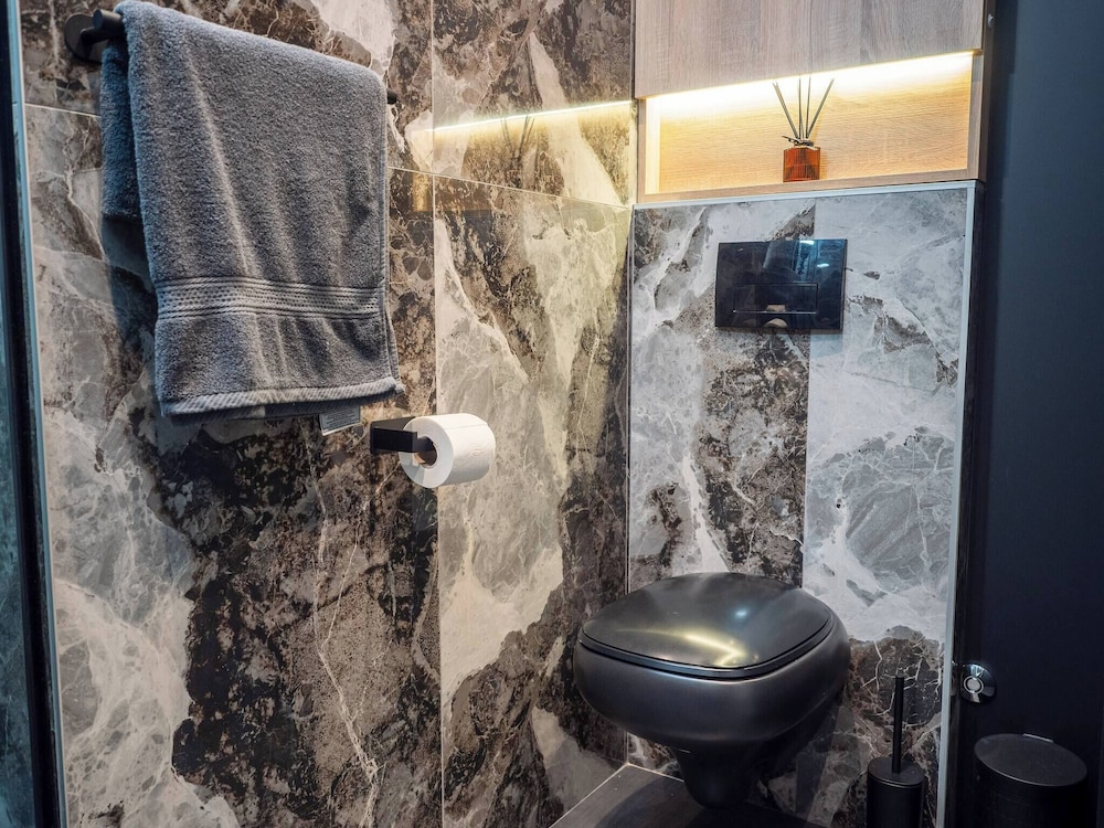Residence Republic Square- Luxury at Top Location