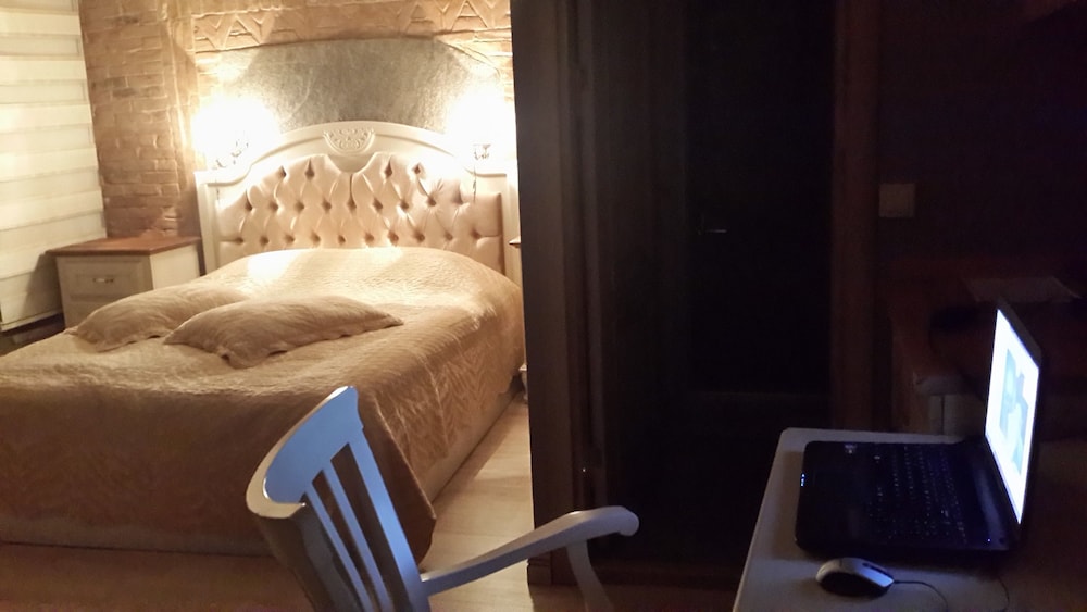 Galatolia Suites - Image 8