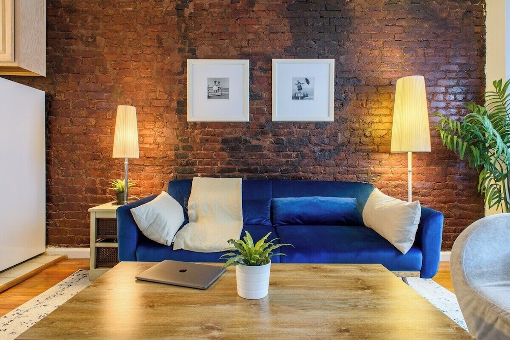 350 Gramercy Apt