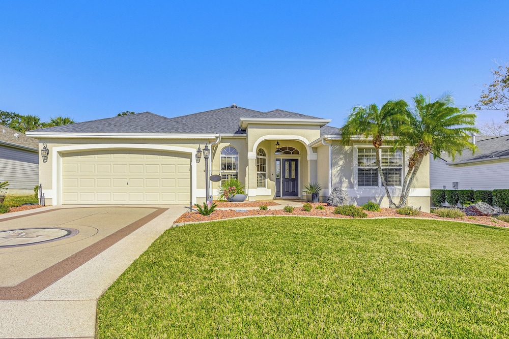 Near Golf Courses: Home w/ Sunroom in The Villages