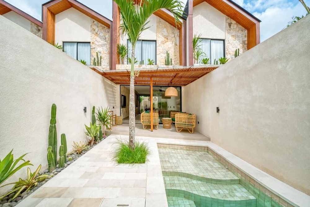 New Luxury Arrecife Villas