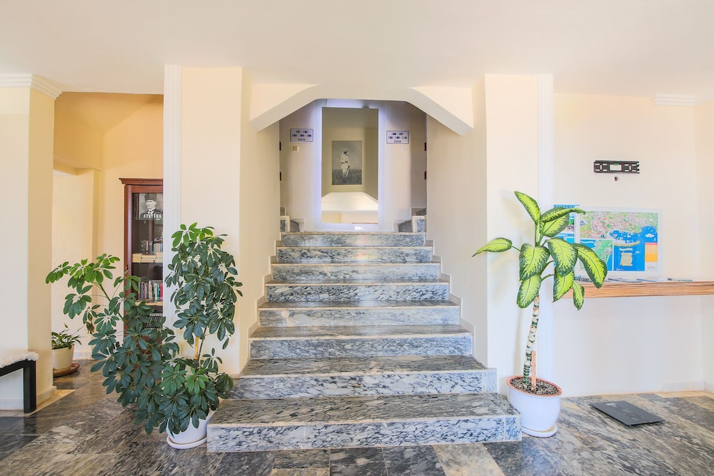 Amphora Otel - Image 37