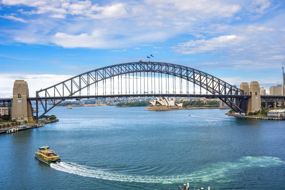 Harbourside 32 in Sydney
