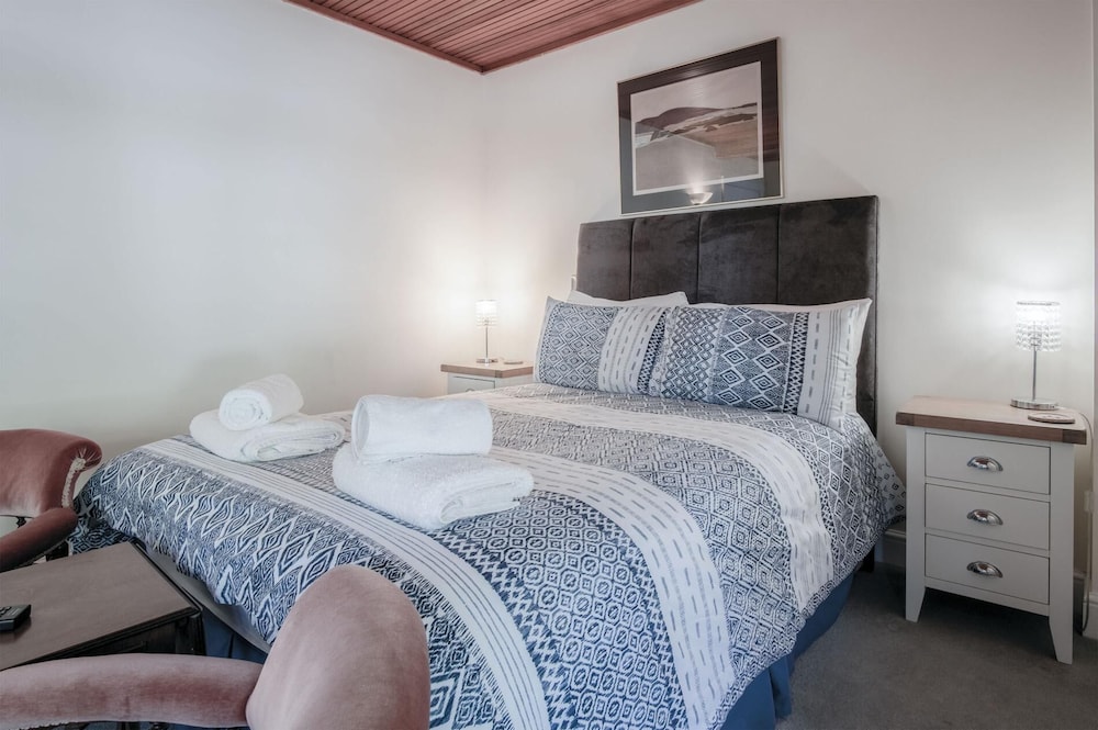 Rainbow Leap - 5 Bed Holiday Home - Saundersfoot