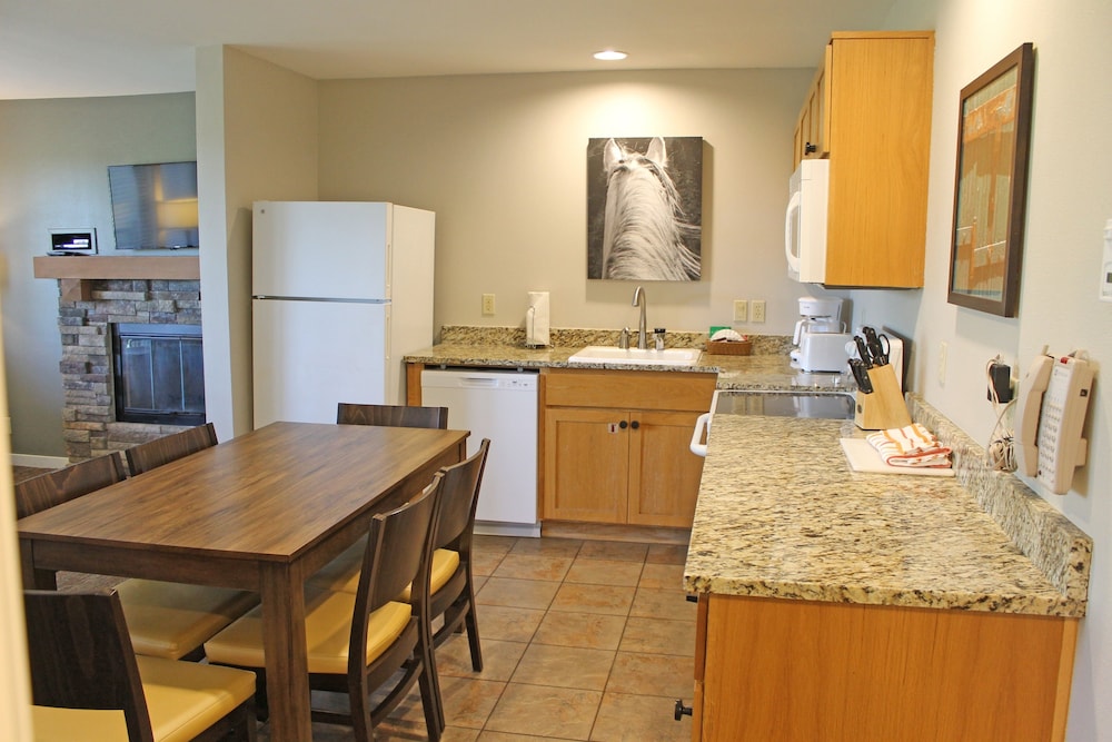7th Mtn 823f 3 Bedroom Condo