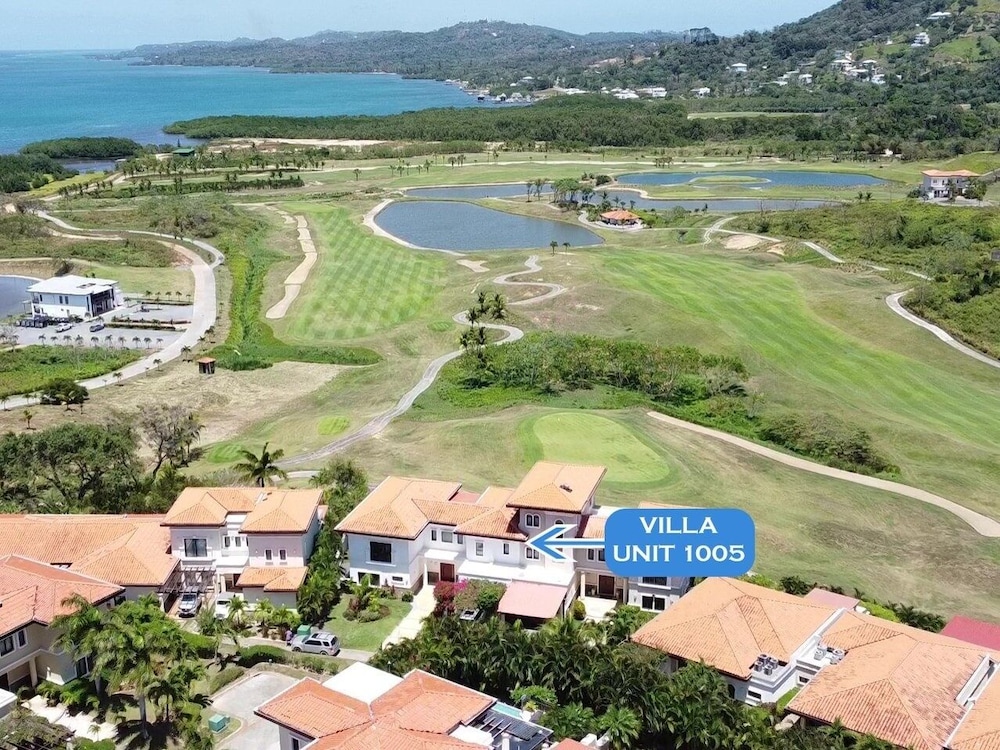 Pristine Bay 1005- Villa Loce 4 Bedroom Home