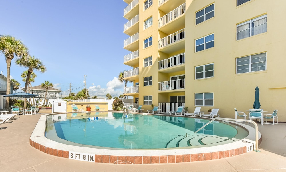 Pt501 Ponce de Leon Towers Beachfront Condo view 4