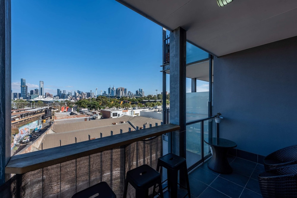 Stunning 1B Apt in Richmond - Parking & City Views