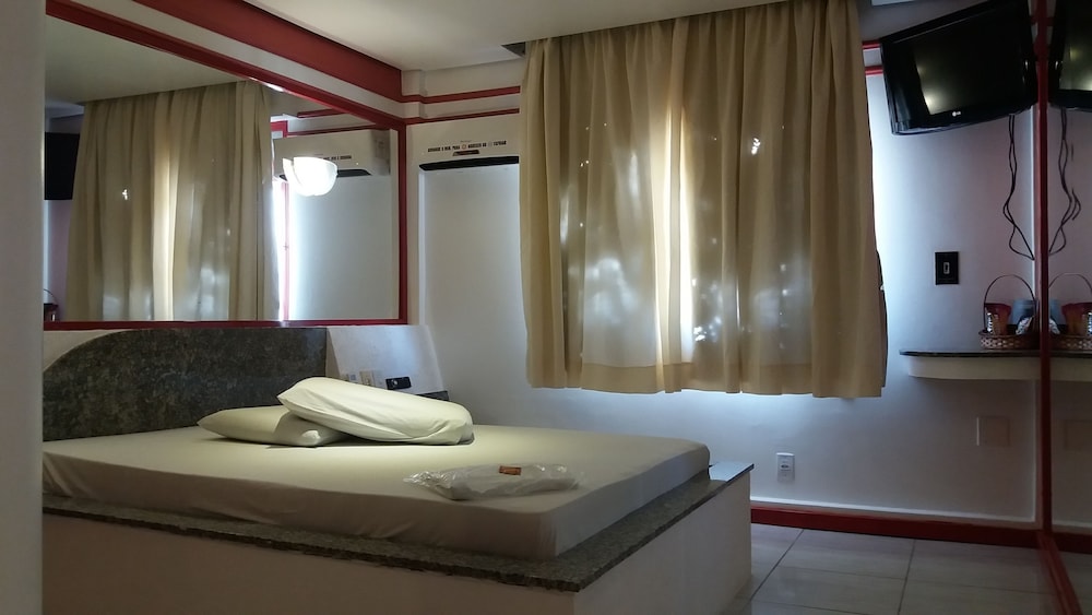 Motel dos Arcos