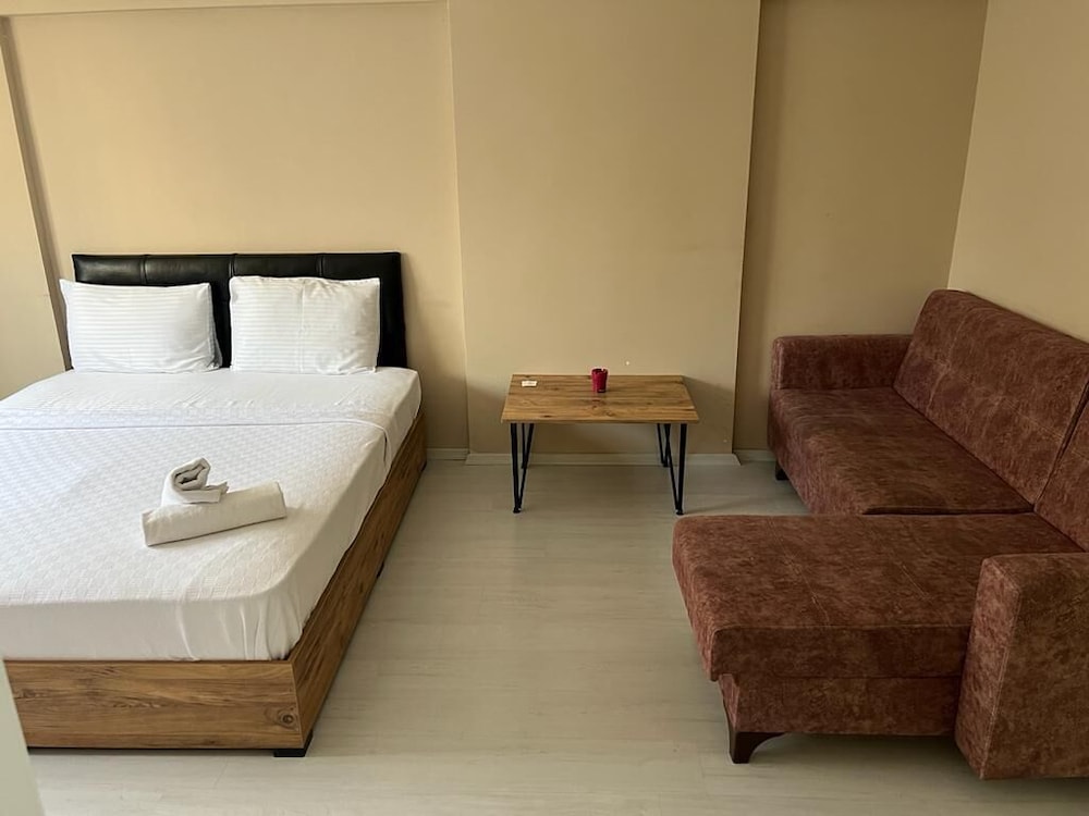 De La Elpida Otel - Image 10