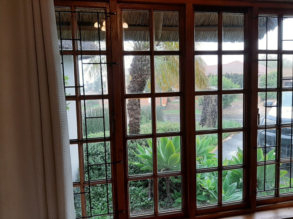 iNkosi Eco Lodge