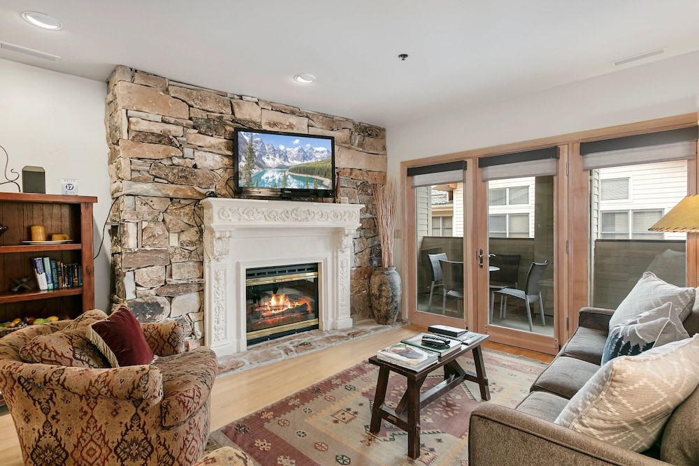 Royal Plaza at Deer Valley Resort - One Bedroom Condo #302 1 Condo