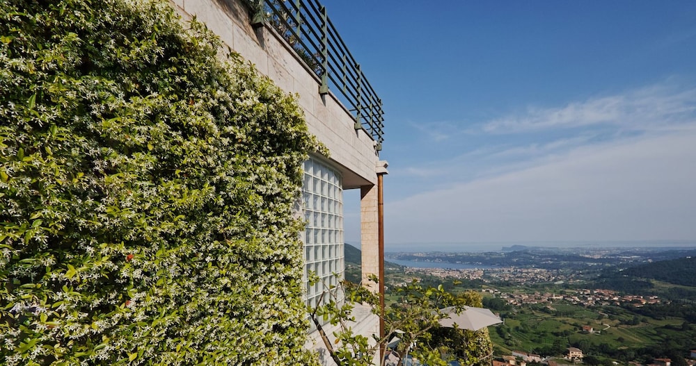 Villa Livia Luxury in Villanuova sul Clisi