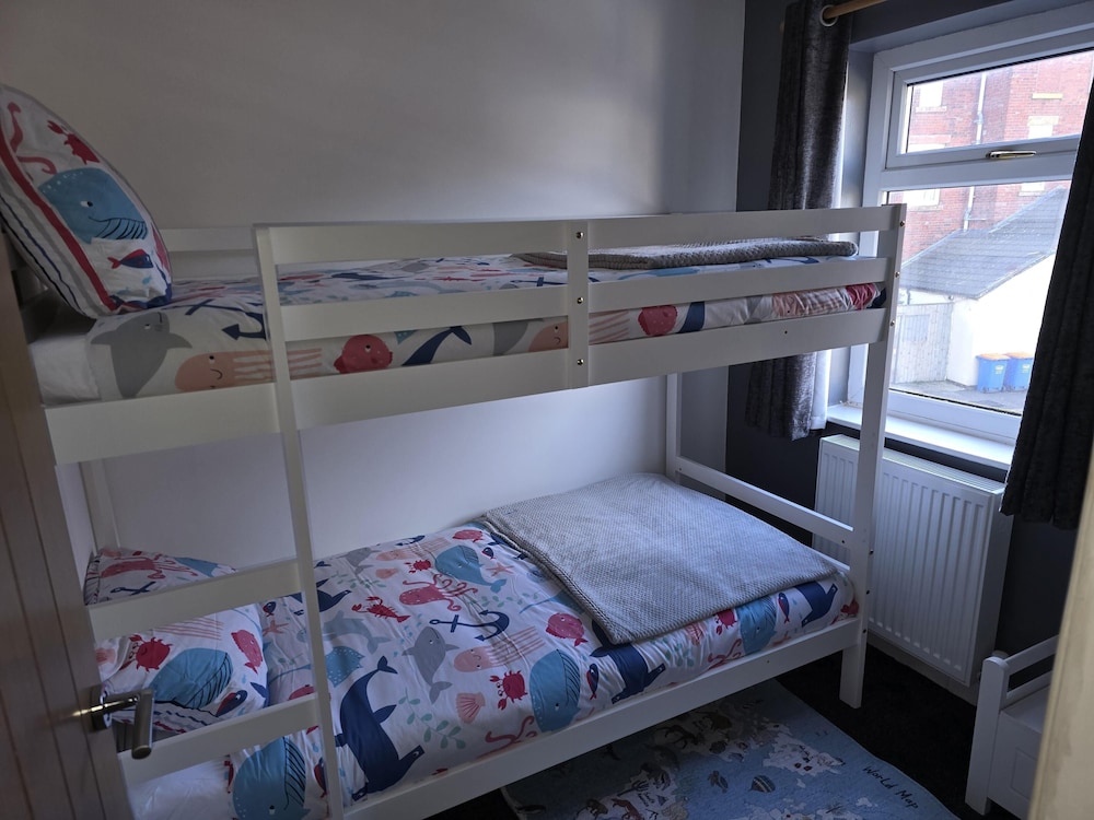 Family Holiday Apartment Blackpool South Shore view 5