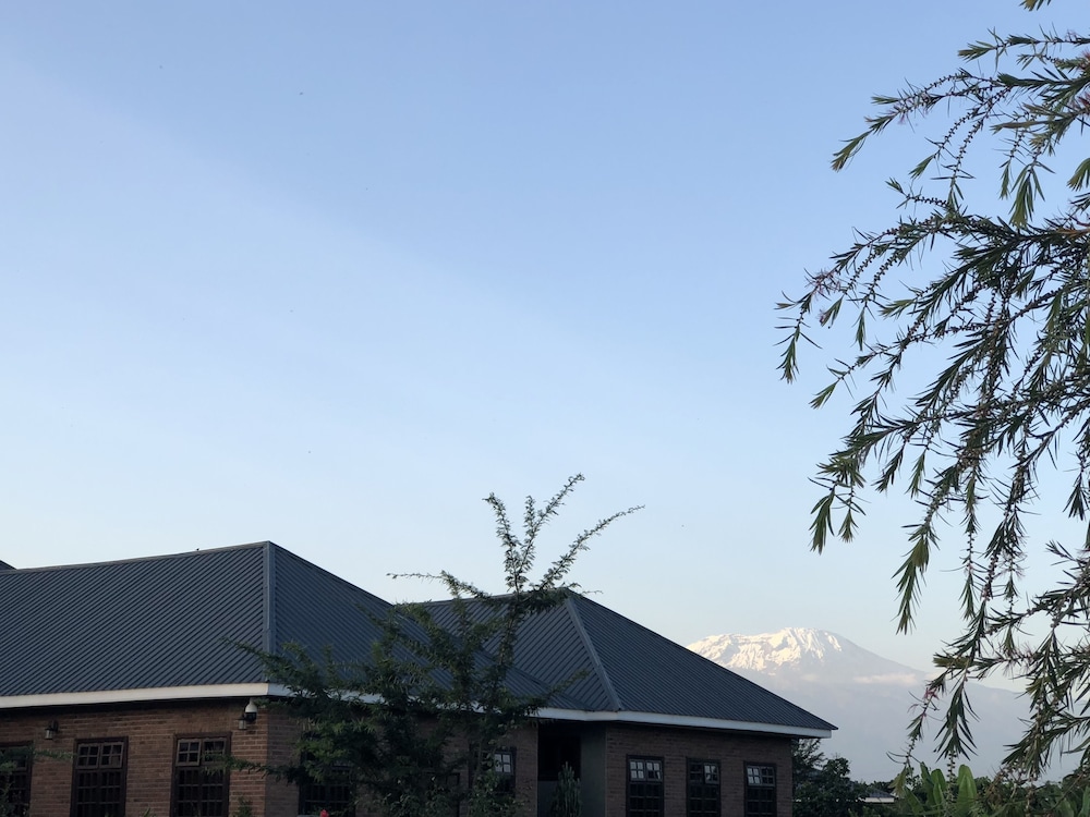 Airport Planet Lodge at Kilimanjaro Airport