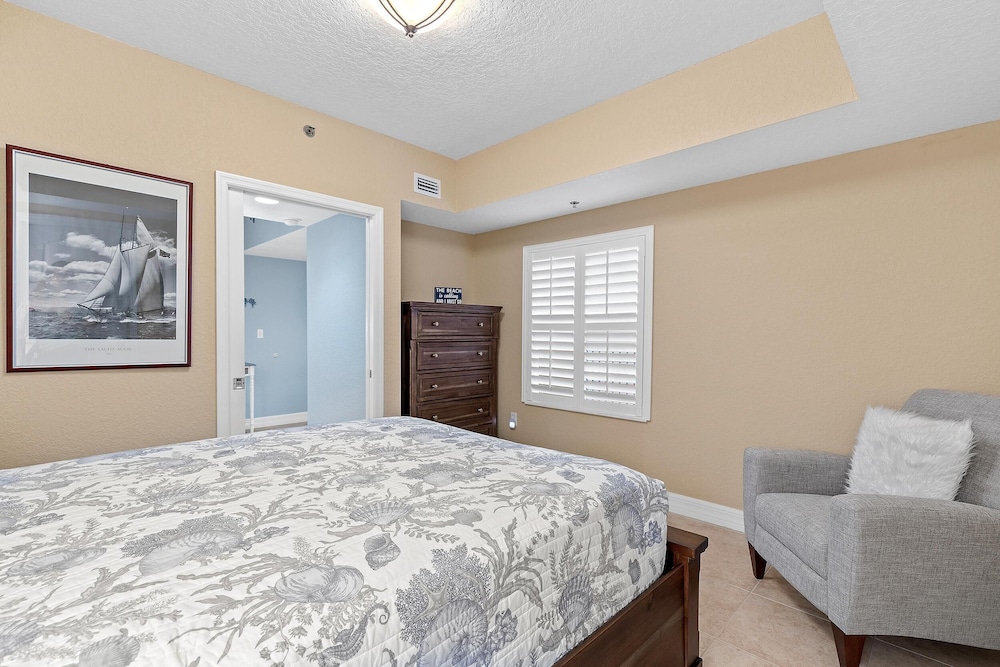 Oceanwalk 12-402
