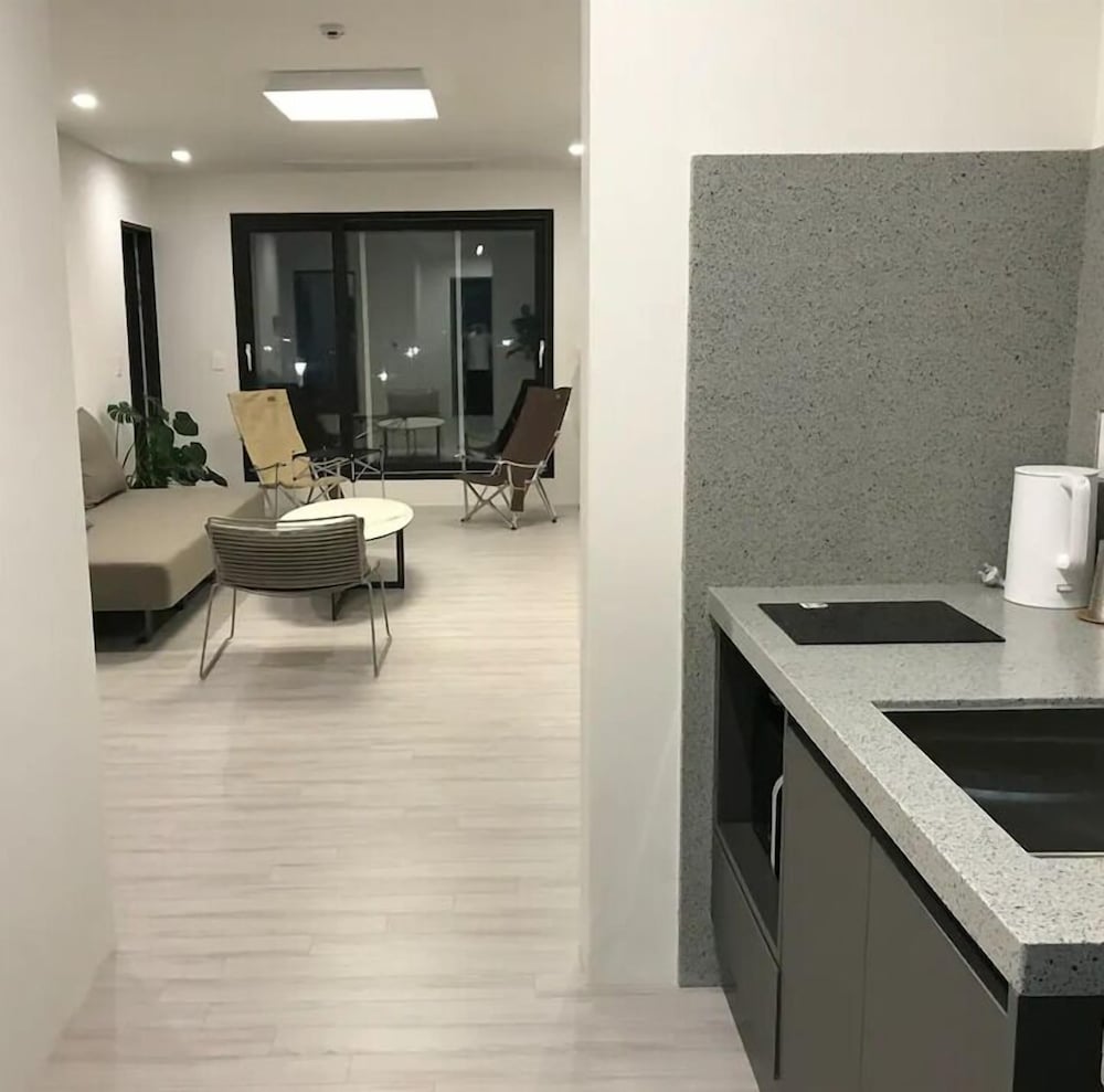 Aewol Brick House view 4