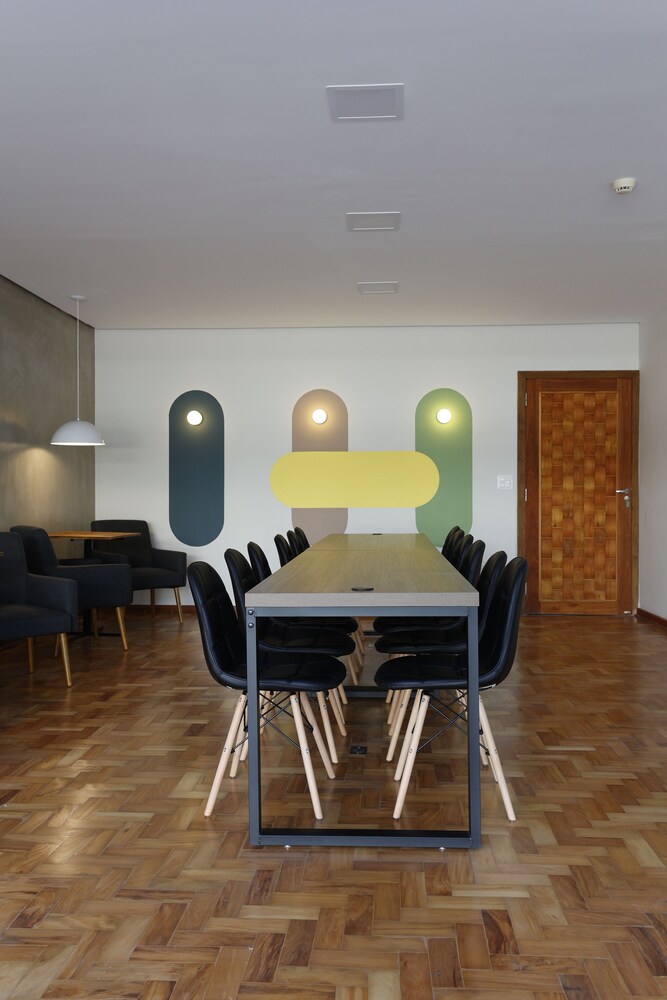 meeting & event spaces