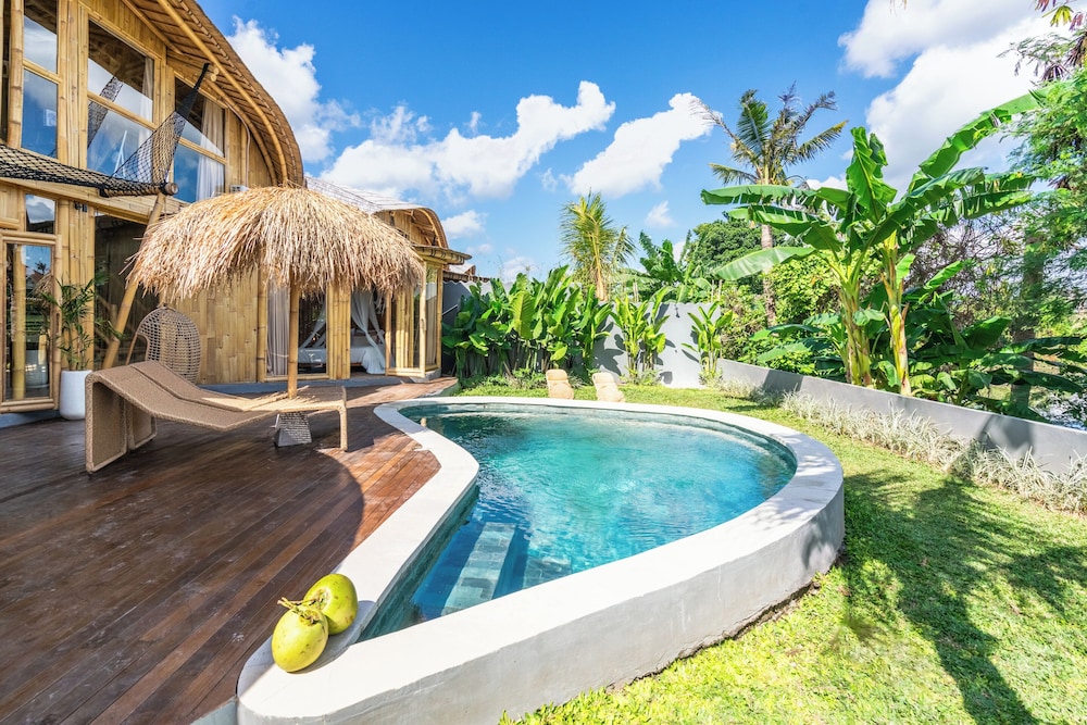 Noon Bamboo Villas