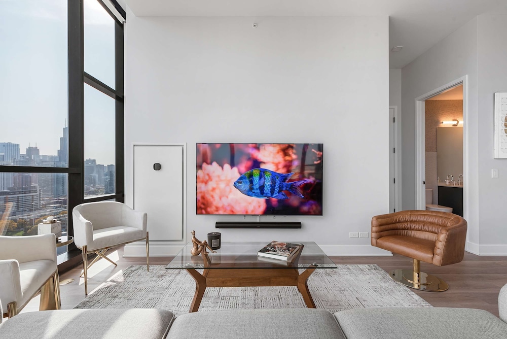 River West 2 Penthouses Skyline Group Comfort