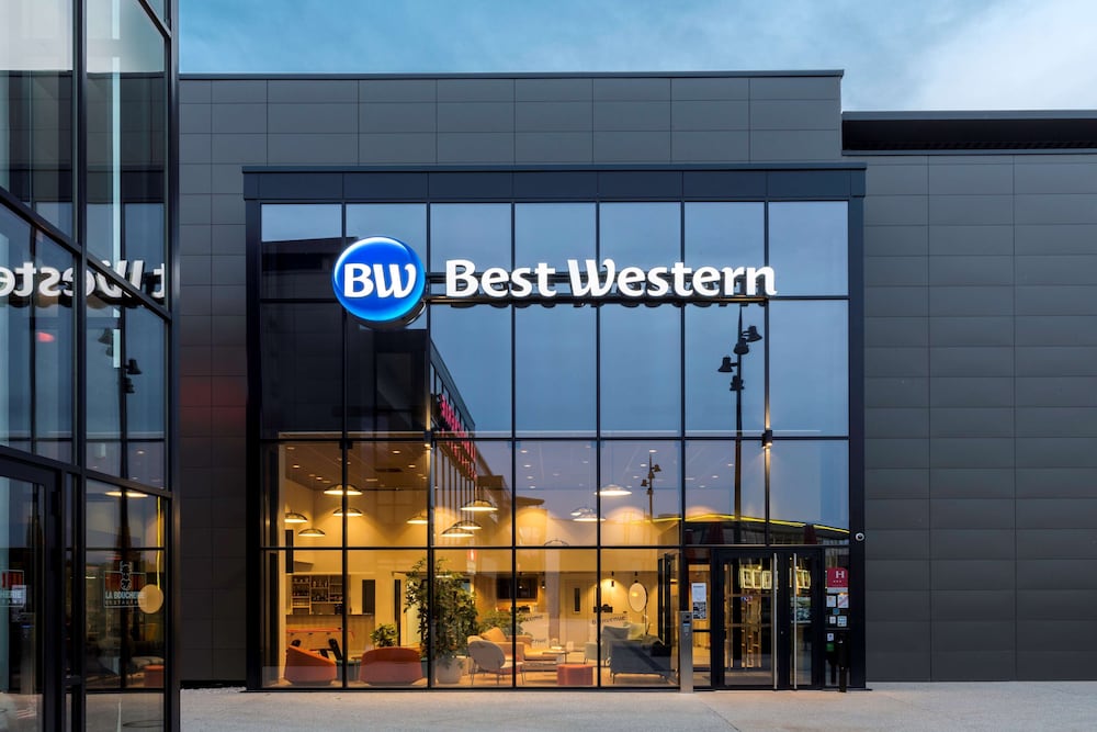 Hotel Best Western Dijon Quetigny - Image 1