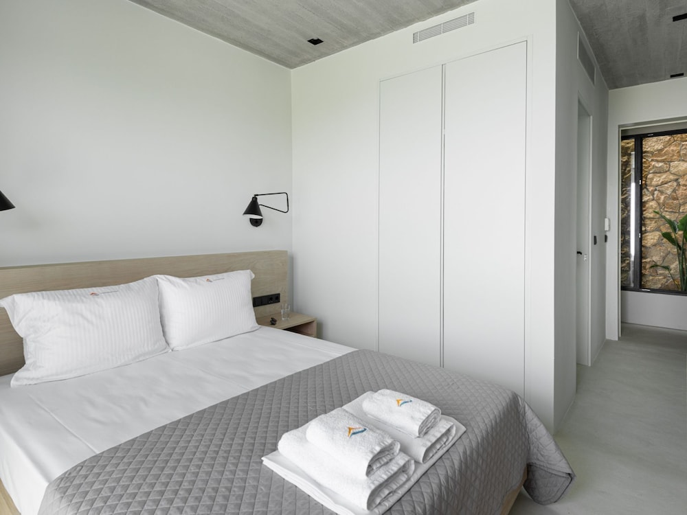 Design Villa Skioni by Halkidiki Villas