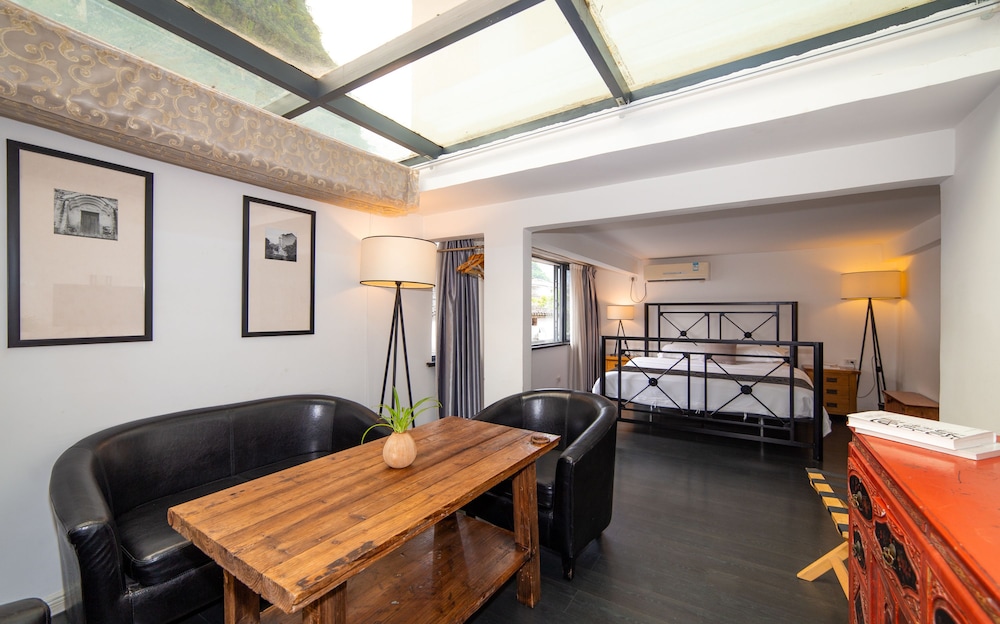 Humble Inn Boutique Residence