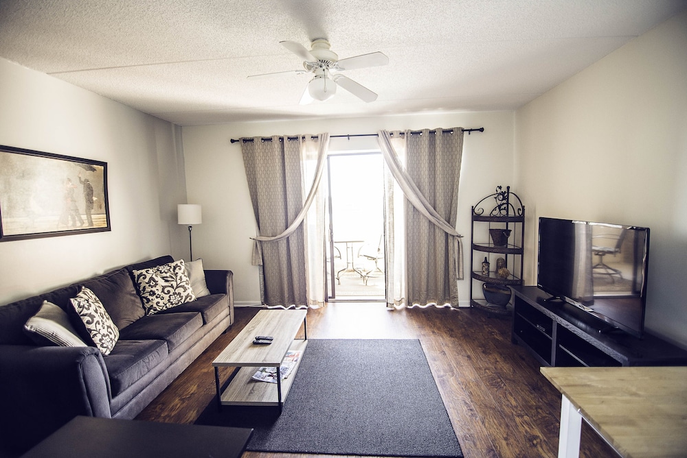 Water Street Retreats