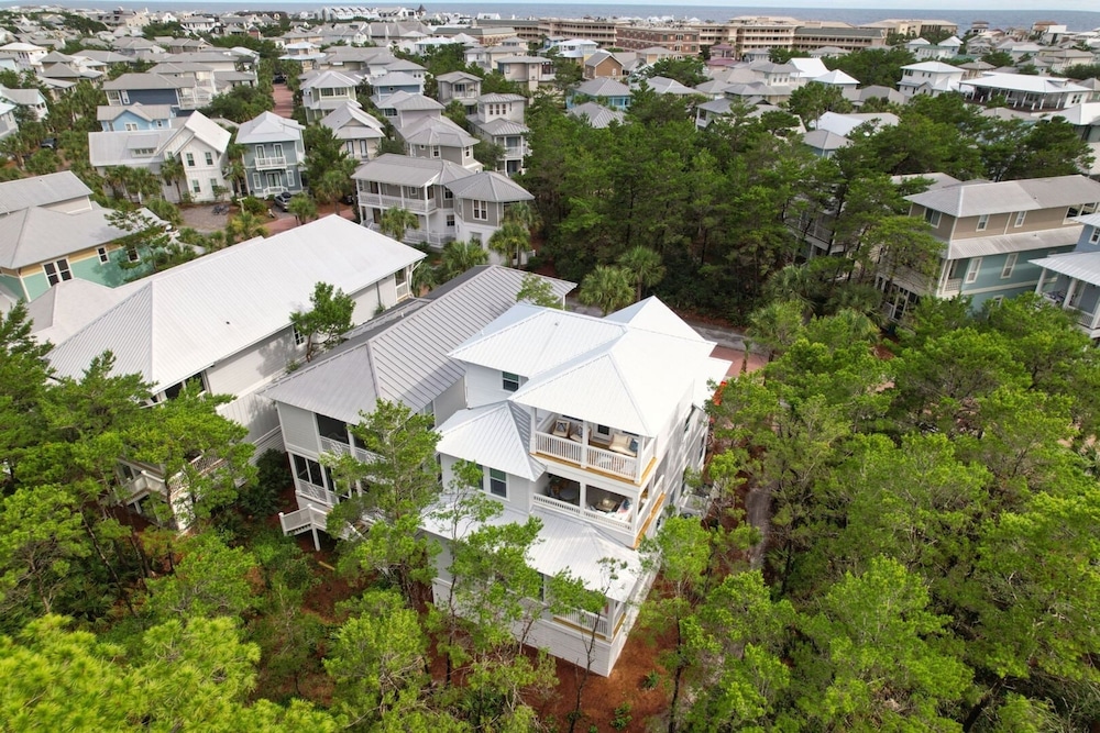 Amour La Mer by Avantstay Rooftop Patio Pool Access Walk to Beach