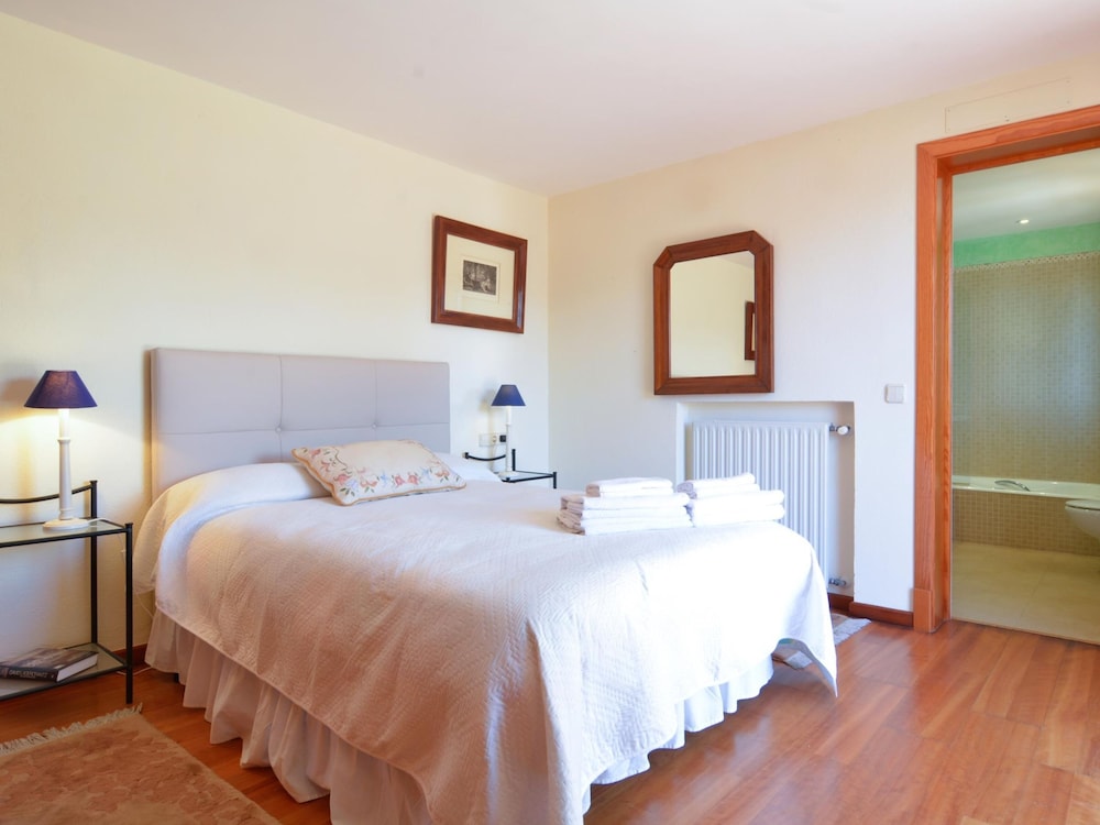 Villa With Incredible sea Views and Pool Sleeps 7