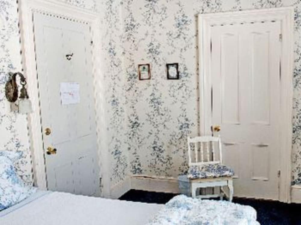 Marble Mansion Inn