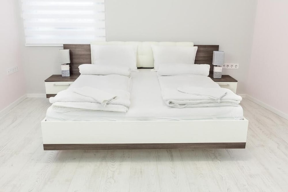 Corso Lux Apartman view 3