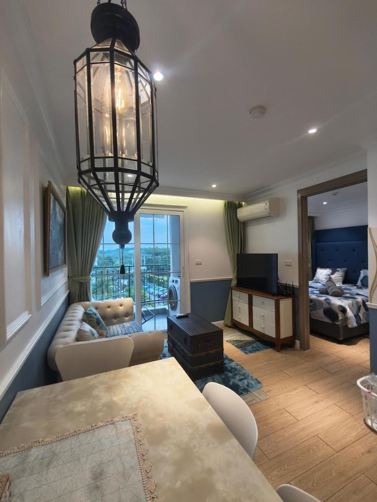 Seven Seas Cote Apartment