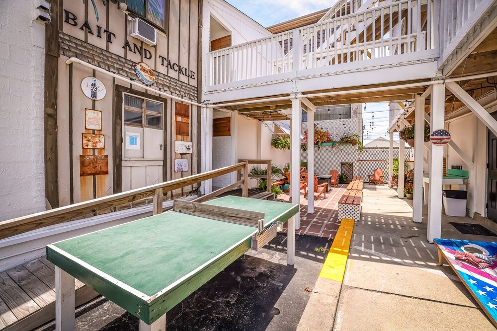 Dry Dock Inn