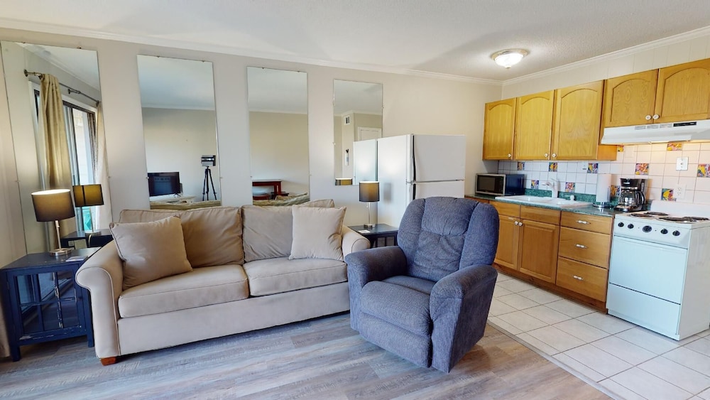 Beach Racquet by Tybee Vacation Rentals